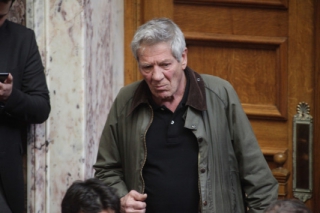 ΣΚΑΝΔΑΛΟ ΜΕ 13η ΣΥΝΤΑΞΗ  Υπάρχουν κι άλλοι &quot;Μπαλαούρες&quot;; Τι δεν είπε ο βουλευτής