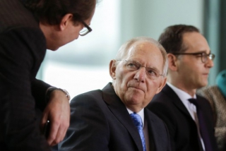 Σόιμπλε: Η Ελλάδα ανακάμπτει γρήγορα