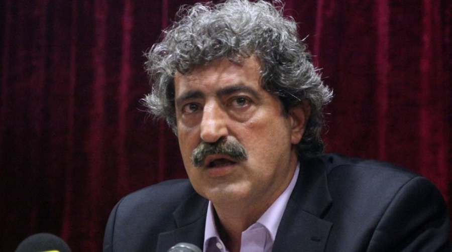 Ο Πολάκης «ξαναχτυπά»: Λείπει ένα σεντόνι στα νοσοκομεία και το κάνουν θέμα!
