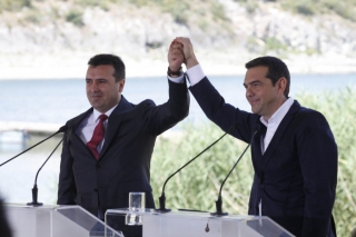 Τα πρακτικά των Σκοπιανών δείχνουν το μέγεθος της προδοσίας! O Τσίπρας έδωσε απο την αρχή ταυτότητα και γλώσσα