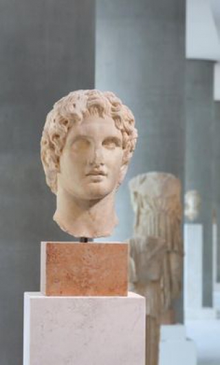 Κοκάλωσε μπροστά στον ΜΕΓΑ ΑΛΕΞΑΝΔΡΟ ο πλανητάρχης!