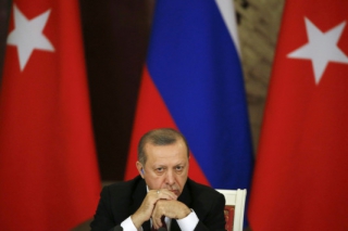 Απανωτά &quot;χαστούκια&quot; Τραμπ σε Ερντογάν - Πρώτα ταξιδιωτική οδηγία και μετά σύλληψη του &quot;ταμία&quot; του!