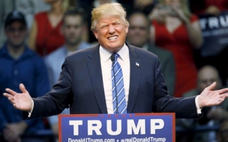 Ο Ντόναλντ Τραμπ έχασε 800 εκατ. σε ένα χρόνο