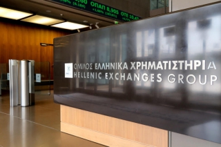 Χρηματιστήριο: Νέος κύκλος πιέσεων για τις τράπεζες – Άνοδος στην αγορά ομολόγων