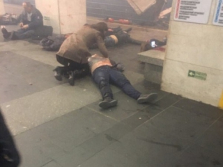 EKTAKTO Εκρηξη στο μετρό της Αγ.Πετρούπολης-10 νεκροί &amp; τουλάχιστον 30 τραυματίες