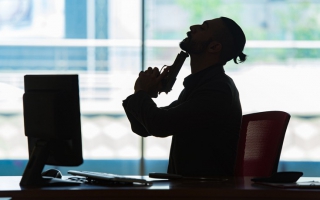 ΣΟΚ Επώνυμες και ανώνυμες αυτοκτονίες στην Ελλάδα