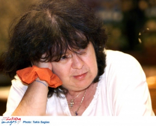 Δύσκολες ώρες για την Αρλέτα - Σε κρίσιμη κατάσταση