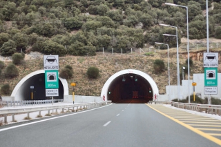 Ξεπουλάνε την Εγνατία οδό για 40 χρόνια, με νοίκι 100 εκατομμύρια-Κόστισε 6,5 δισ !!!