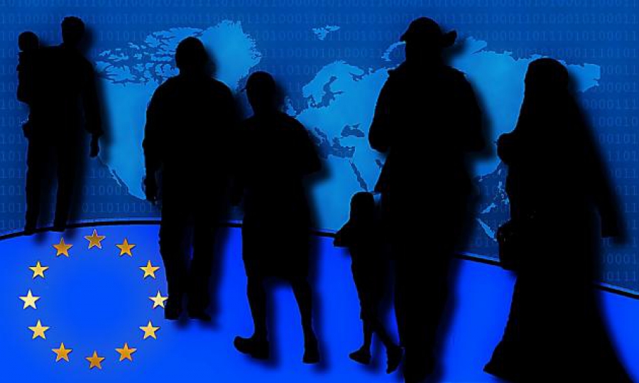 Συμφωνία για μετανάστες και πρόσφυγες – Η Σύνοδος της Ε.Ε. αποφάσισε μπλόκο στη μετακίνηση με κοινά κέντρα υποδοχής