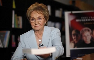 Η αδελφή του Κάστρο αναρωτιέται: Γιατί να πάω στην κηδεία του Φιντέλ;