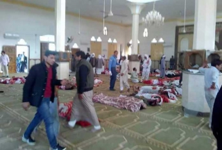 115 Nεκροί!!! Επίθεση στο Βόρειο Σινά – Τους ανατίναξαν και γάζωναν όποιον προσπαθούσε να ξεφύγει!