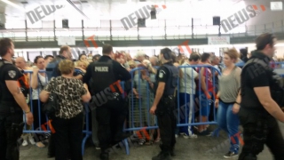 Θεσσαλονίκη: Λιποθυμίες και ένταση σε διανομή τροφίμων - Εξευτέλισαν άτομα με αναπηρία - Εικόνες που προκαλούν οργή και προβληματισμό!